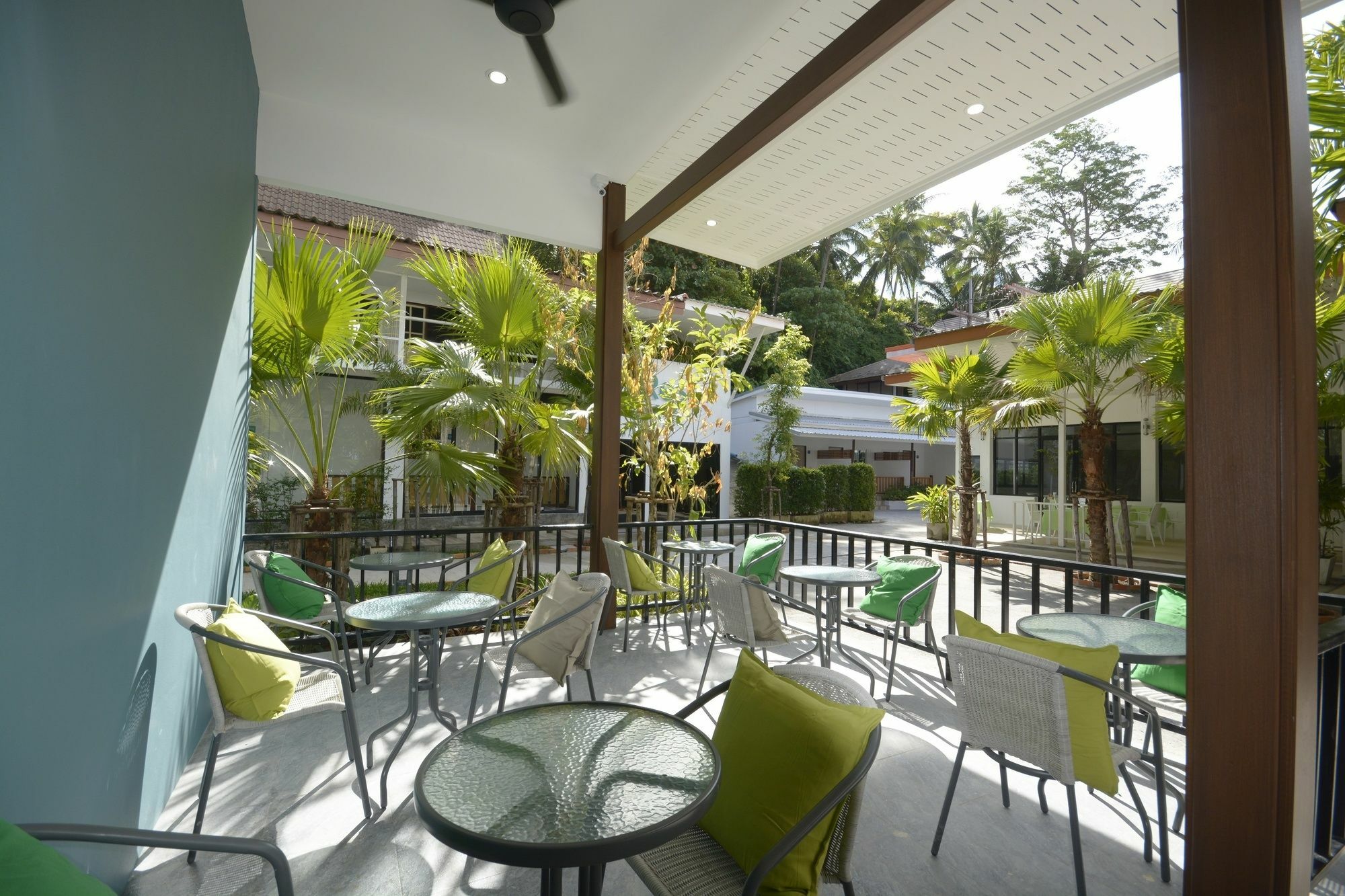 Hostel Irest Ao Nang Seafront Zewnętrze zdjęcie